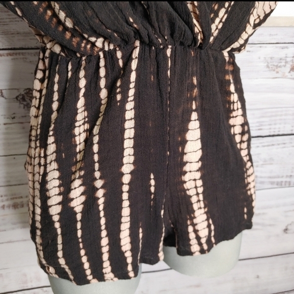 Urban Outfitters Band Of Gypsies Gauzy Romper Xs - Picture 4 of 14